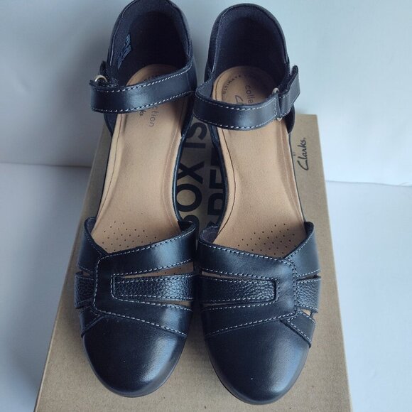 Ladies SZ 7-1/2 M Clarks Collection Black Leather Emily Daisy Pump - Picture 1 of 8